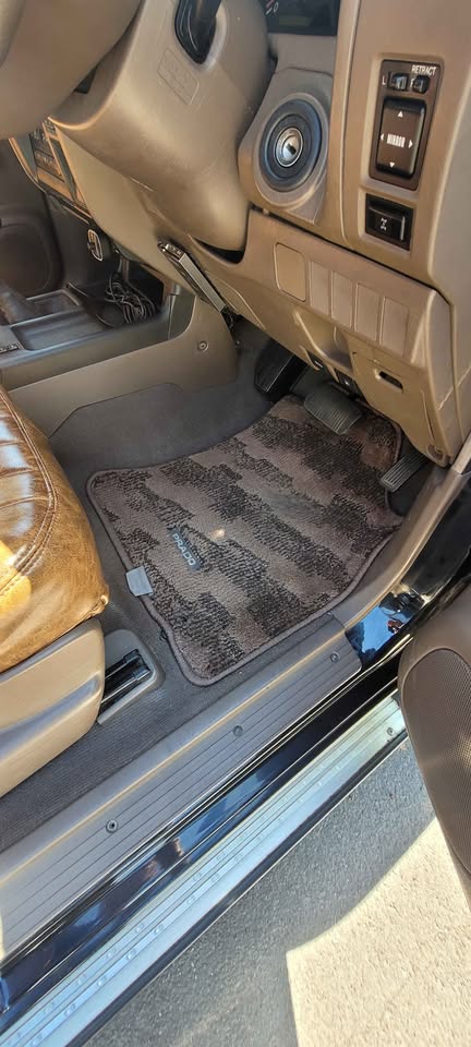 2001 Toyota Landcruiser · Sport Utility 4D in Scottsdale, AZ (photo 6) — photo 6