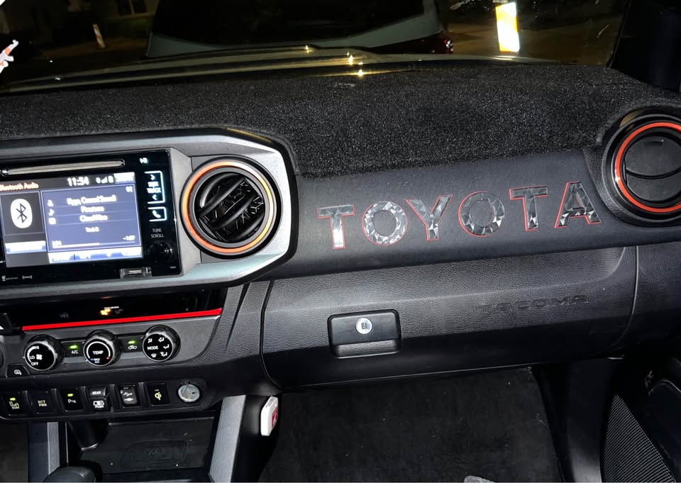 2018 Toyota Tacoma Double Cab · TRD Off-Road Pickup 4D 6 ft in Avondale, AZ (photo 9) — photo 9