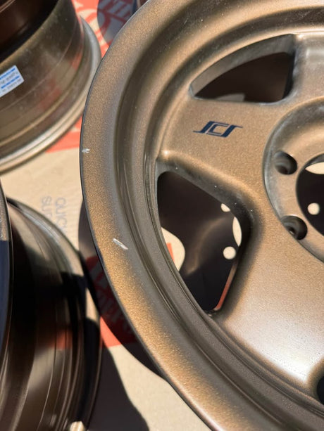 SCS F5 Wheels 17x8.5 + lugs in Rio Rancho, NM (photo 6)