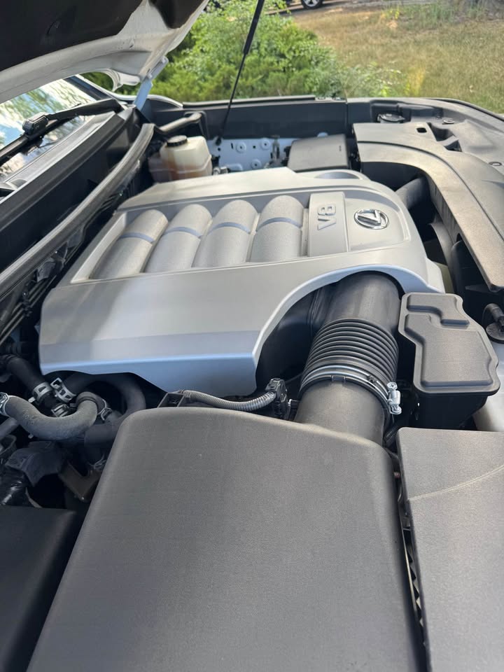 2016 Lexus LX · LX 570 Sport Utility 4D in Golden, CO (photo 7) — photo 7