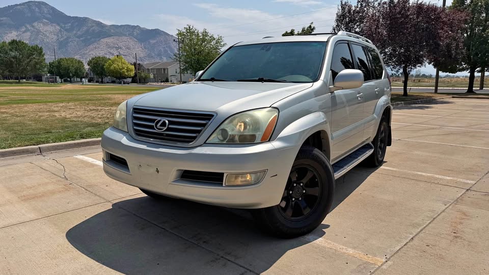 2003 Lexus GX · GX 470 Sport Utility 4D (photo 1)