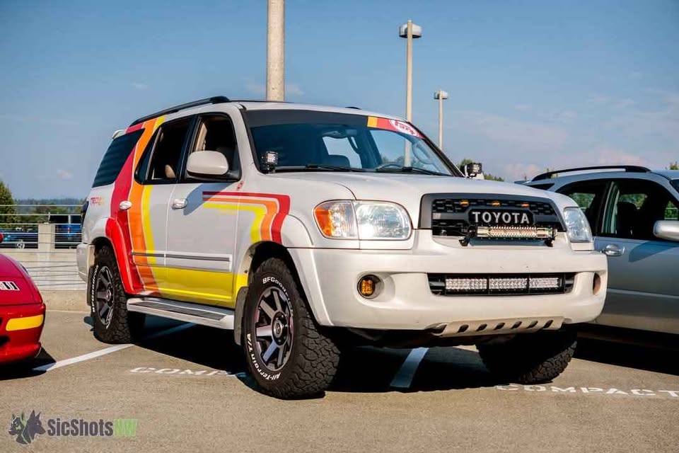2006 Toyota Sequoia Limited 4x4 in Renton, WA (photo 9)
