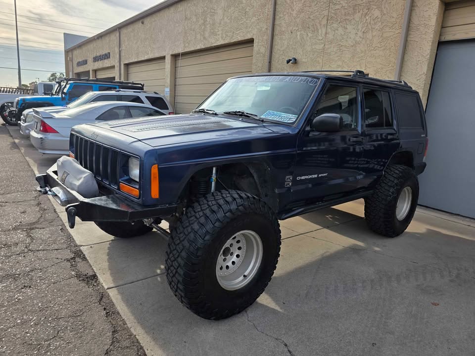 2001 Jeep Cherokee in Phoenix, AZ (photo 2) — photo 2