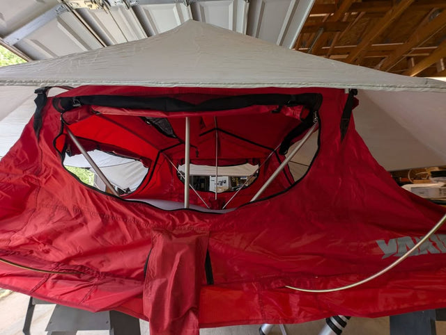 Yakima SkyRise RTT 2_person - ready for most cars — photo 2