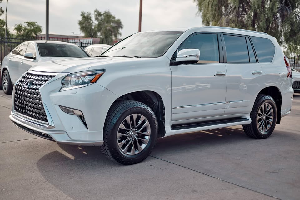 2019 Lexus gx460 in Phoenix, AZ (photo 1)