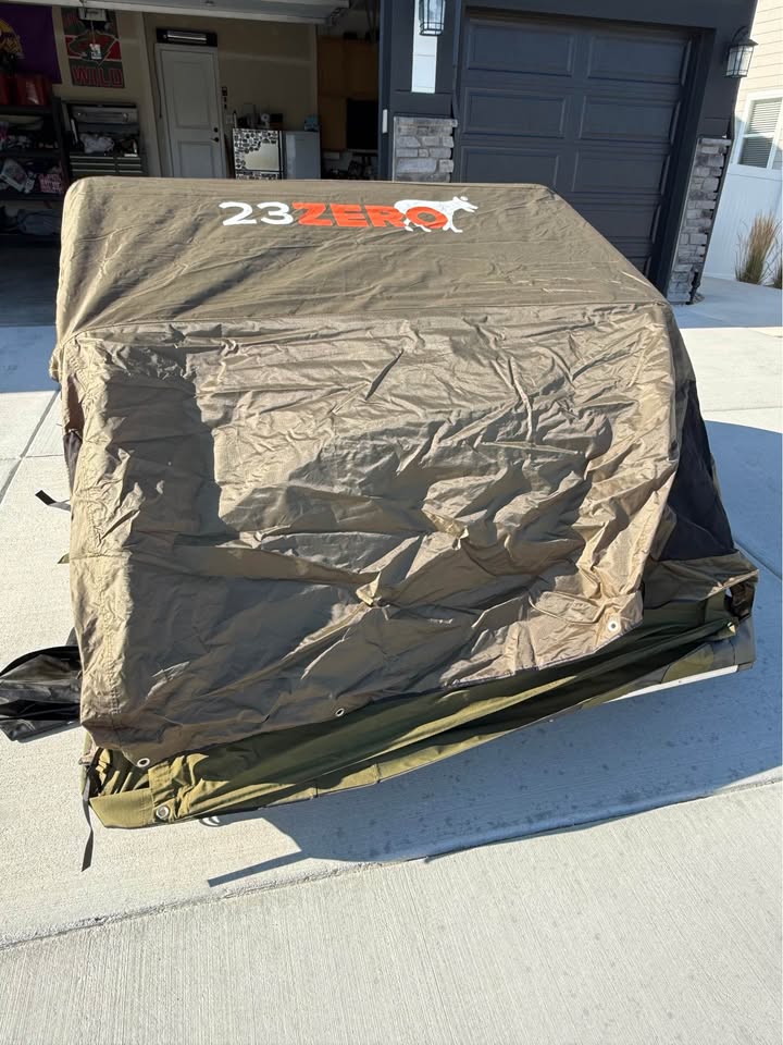 23 Zero Breezeway 62 Rooftop Tent in Windsor, CO (photo 3)