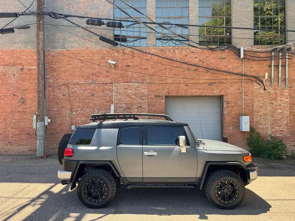 2007 Toyota FJ Cruiser Extreme Adventure 4WD in Denver, CO (photo 5) — photo 5