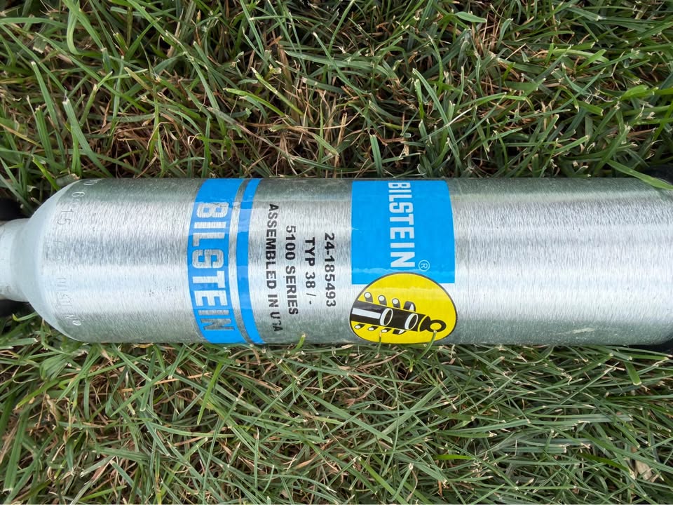 Shocks Bilstein 24-185493, TYP B8, 5100 Series, both for in Lewistown, PA (photo 2)