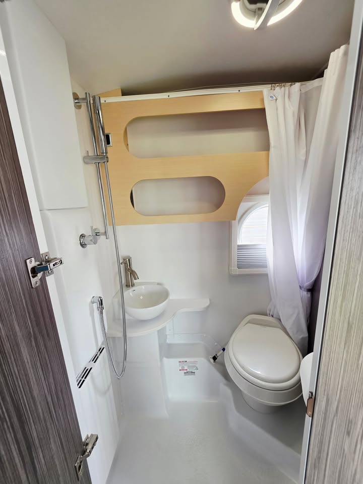 2023 NuCamp T@B 400 Boondock (photo 10) — photo 10