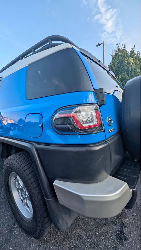 2007 Toyota FJ Cruiser · 4x4 in Auburn, WA (photo 1) — photo 1