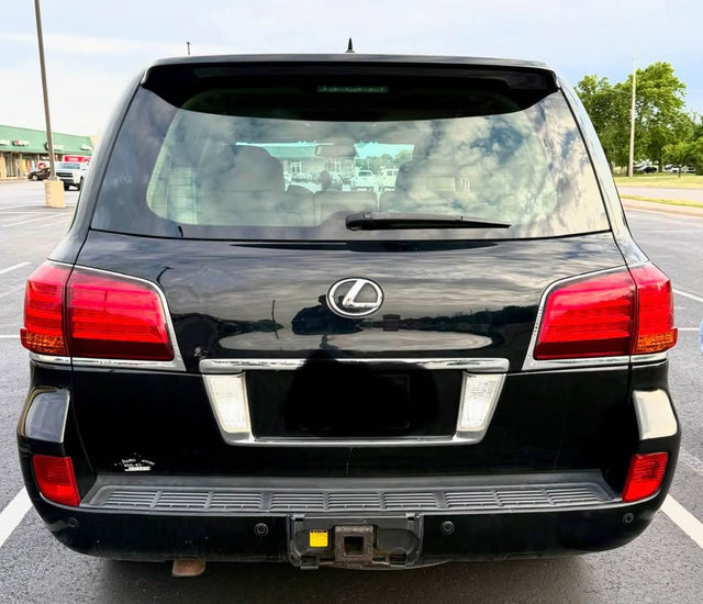 2009 Lexus LX · LX 570 Sport Utility 4D — photo 3