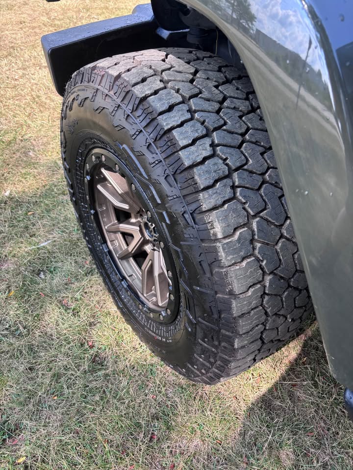 2015 Jeep Wrangler · Unlimited Sahara Sport Utility 4D in Flint, MI (photo 8) — photo 8