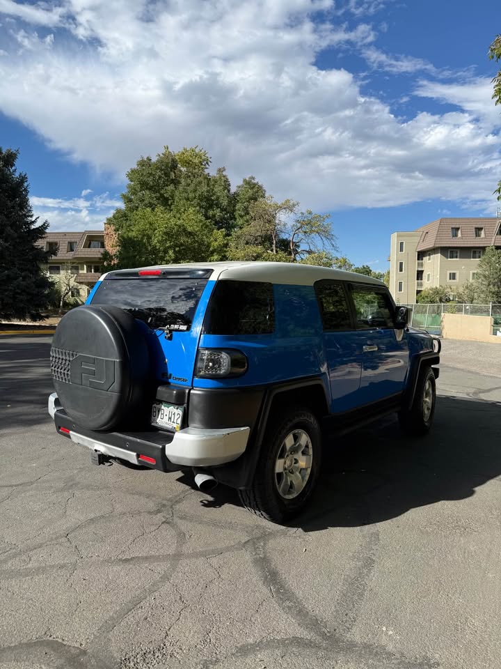 2007 Toyota FJ Cruiser · Sport Utility 2D in Boulder, CO (photo 4) — photo 4