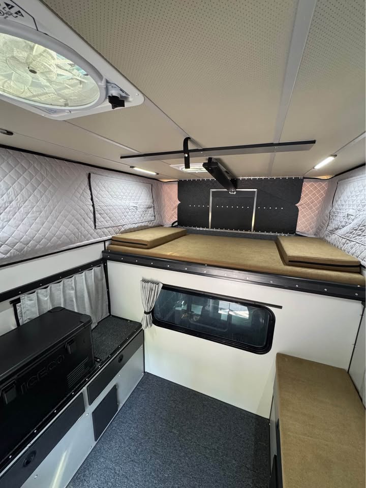 2025 Ford F-150 · Lariat & Four Wheel Camper (photo 11) — photo 11