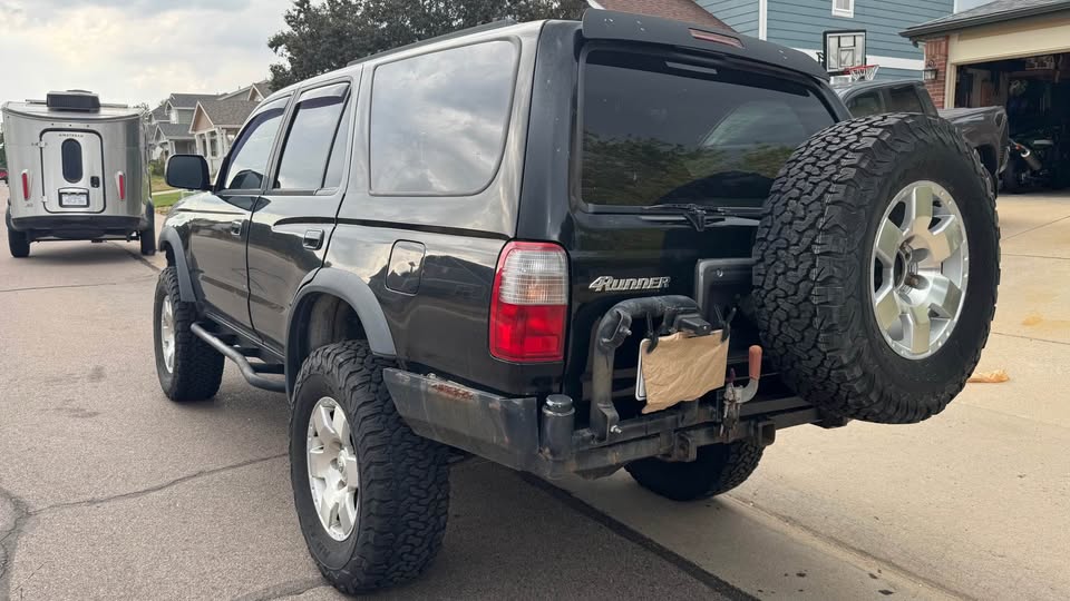1999 Toyota 4Runner SR5 Sport Utility 4D in Castle Rock, CO (photo 3) — photo 3