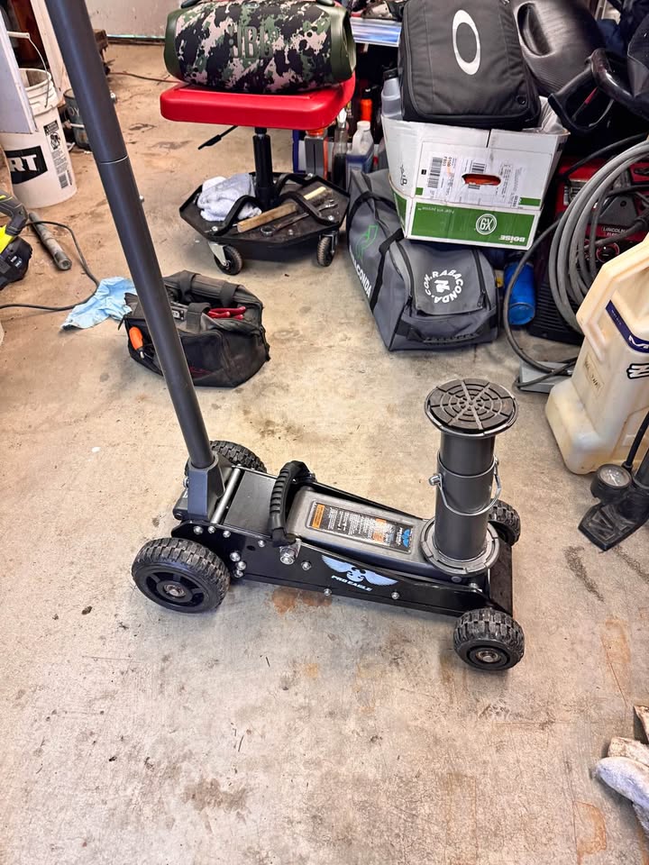 Pro Eagle Talon 1.5 ton off road jack in North Bend, WA (photo 1) — photo 1