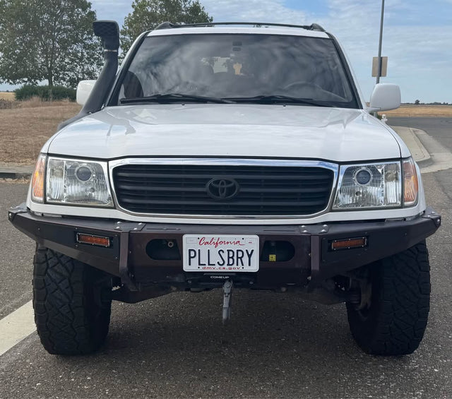 2000 Toyota Landcruiser · Sport Utility 4D — photo 2