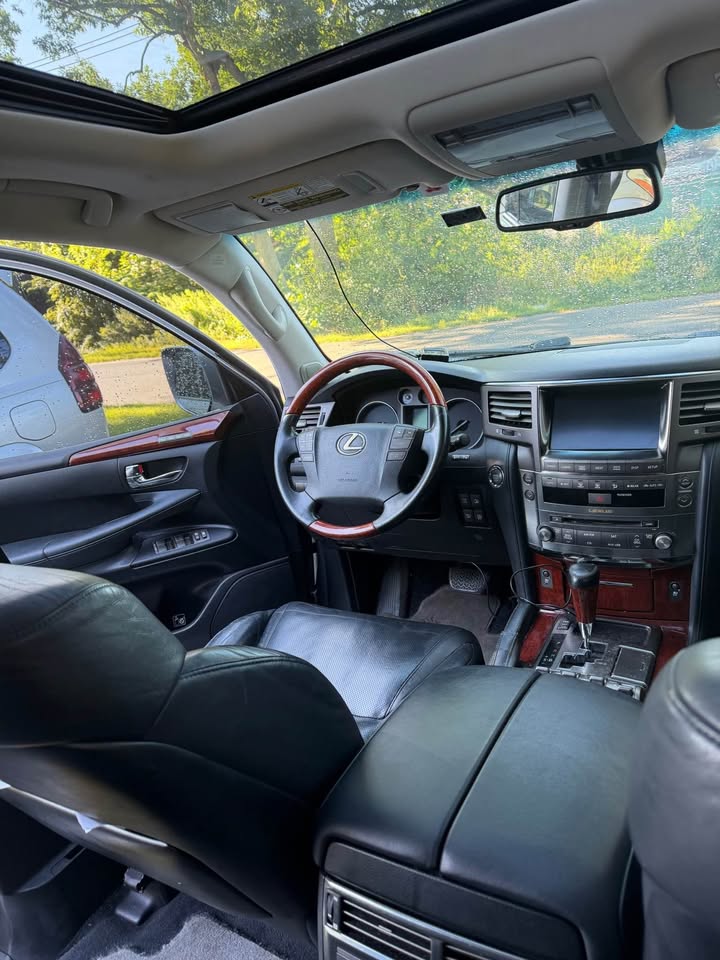 2011 Lexus LX · LX 570 Sport Utility 4D in Centereach, NY (photo 12) — photo 12