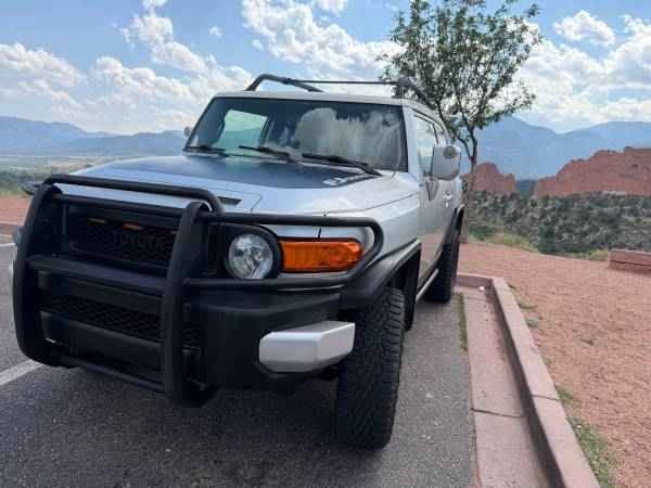 2007 Toyota FJ Cruiser · Sport Utility 2D (photo 2) — photo 2