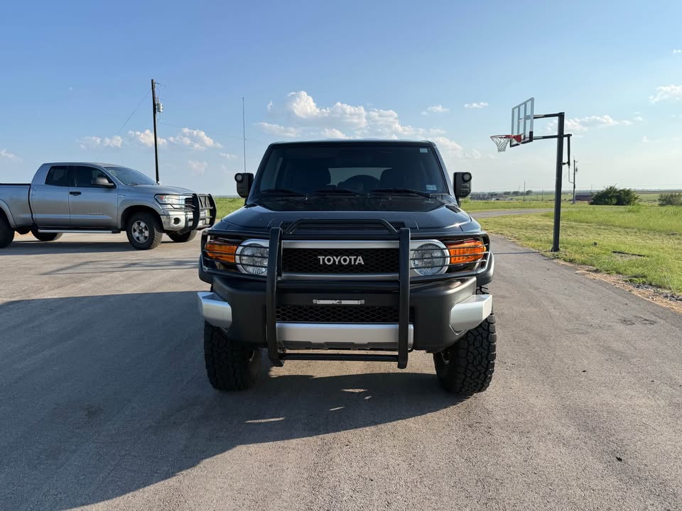 2008 Toyota FJ Cruiser · Sport Utility 2D in San Marcos, TX (photo 2) — photo 2