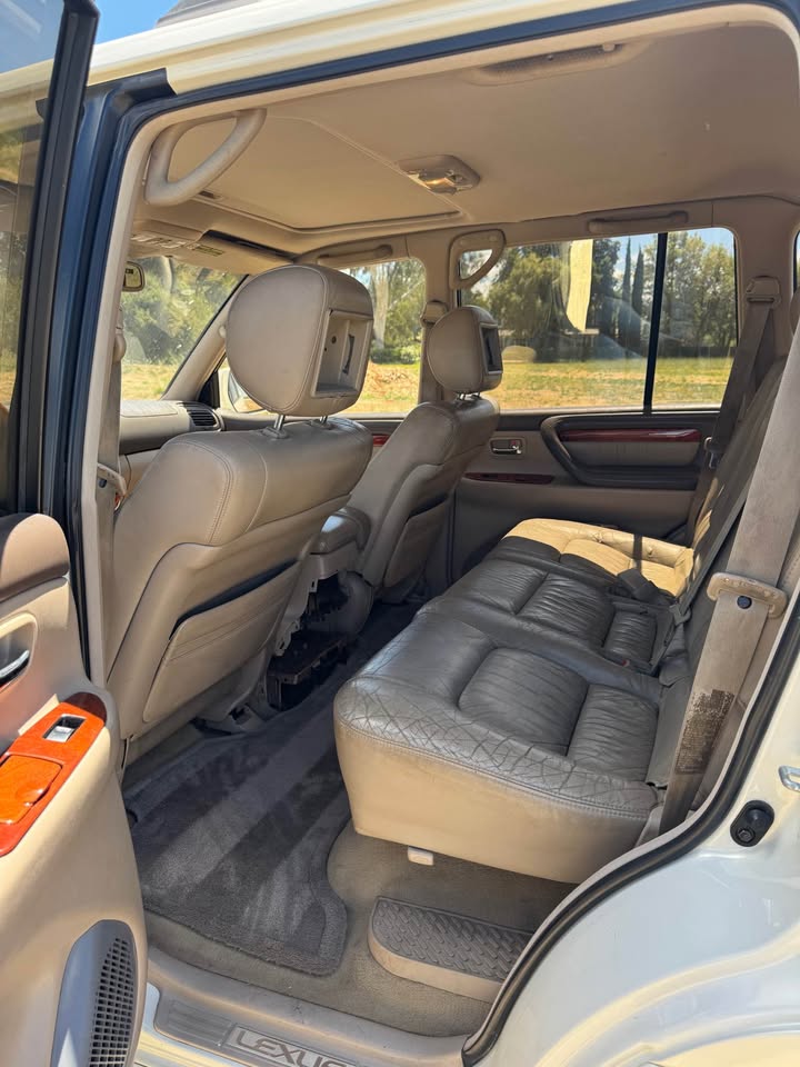 Lexus lx 470 in West Sacramento, CA (photo 5) — photo 5