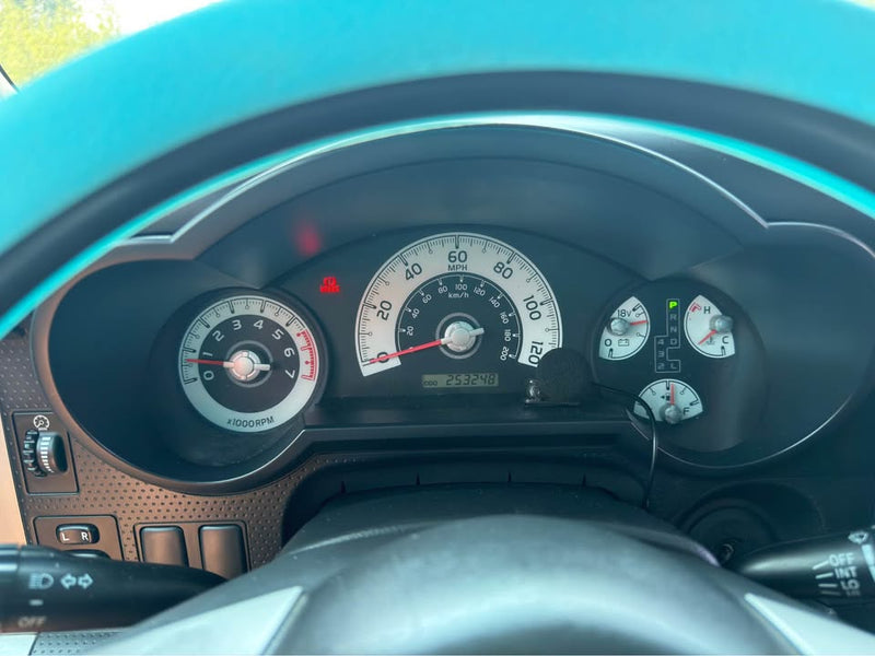 2007 Toyota FJ Cruiser · 4x4 in Denver, CO (photo 11) — photo 11