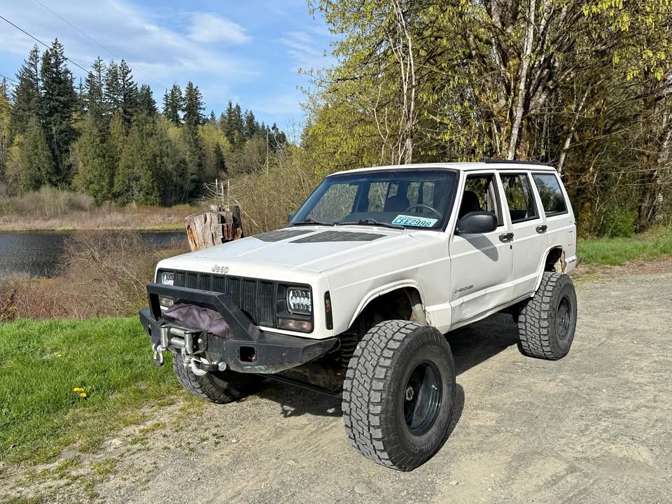 2001 Jeep Cherokee · Sport 4D in Kent, WA (photo 1)
