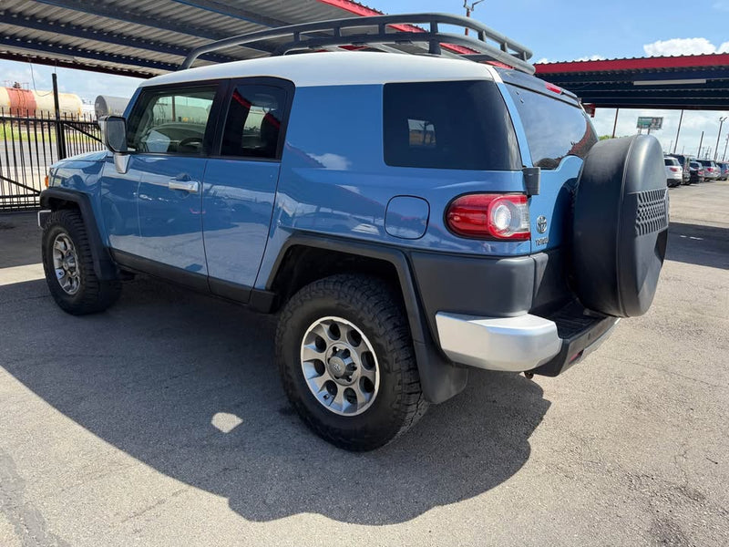 2012 Toyota FJ Cruiser · Sport Utility 2D in Windcrest, TX (photo 3) — photo 3