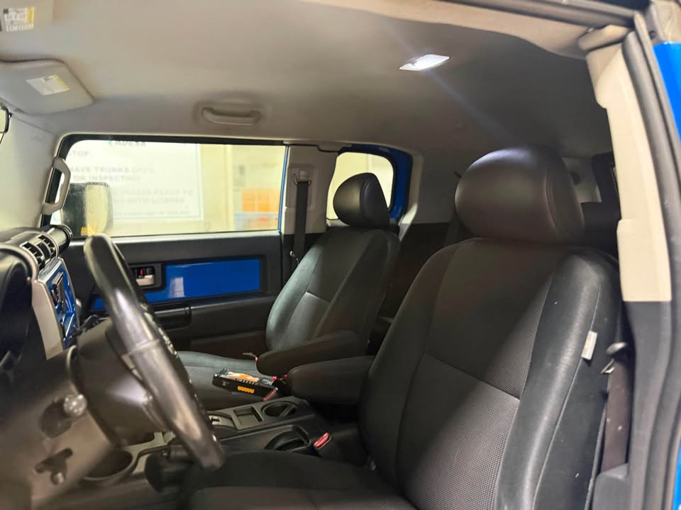 2007 Toyota FJ Cruiser · Sport Utility 2D in Elmont, NY (photo 3) — photo 3