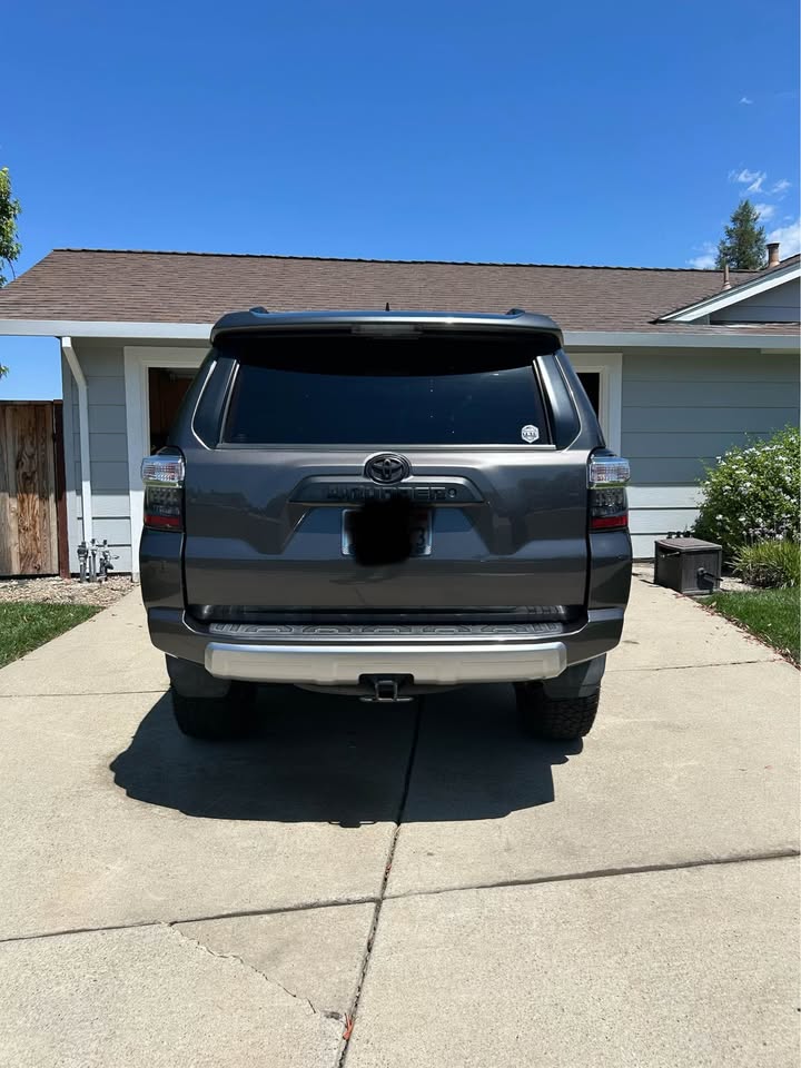 2017 Toyota 4Runner TRD Off-Road Sport Utility 4D (photo 3) — photo 3