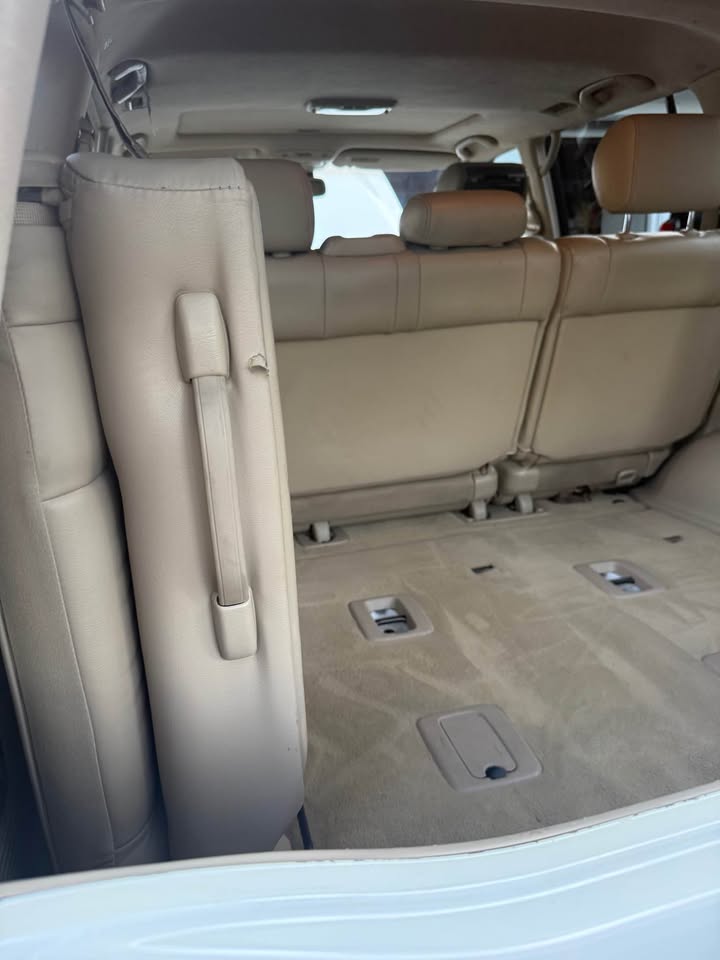 2005 Lexus LX · LX 470 Sport Utility 4D in Los Gatos, CA (photo 12) — photo 12