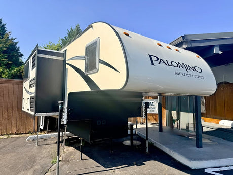 2015 Palomino Backpack Edition HS-2911 Truck Camper in Beaverton, OR (photo 1)