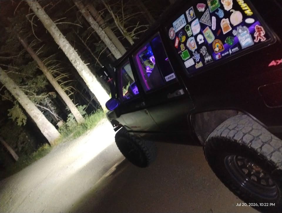 2001 Jeep Cherokee · Sport 4D in Vancouver, WA (photo 10)