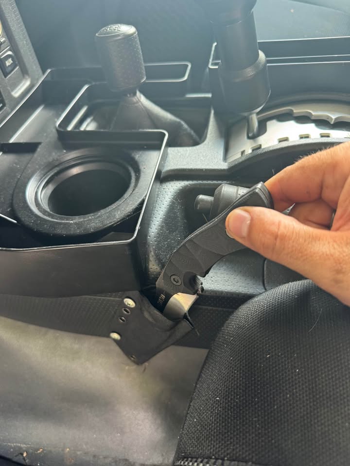 2007 Toyota FJ Cruiser · Sport Utility 2D in Austin, TX (photo 10) — photo 10