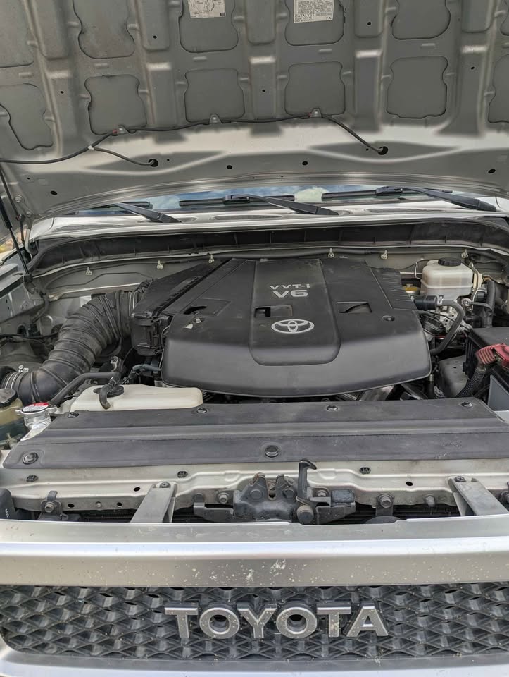 2007 Toyota FJ Cruiser in Sacramento, CA (photo 6) — photo 6