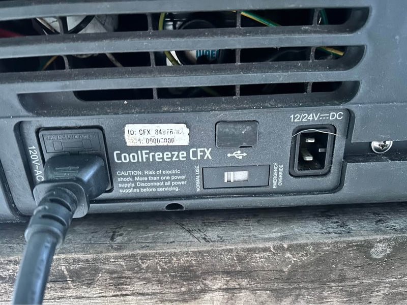 Dometic CFX 94 Liter dual zone cooler 120volt AC or 12/24volt Camping, boating, hurricane in Fort Lauderdale, FL (photo 6) — photo 6
