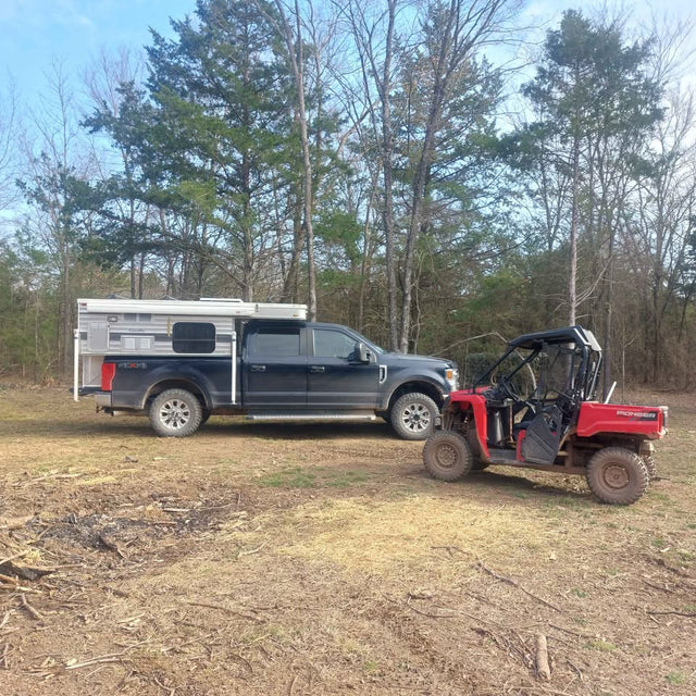 2015 Four Wheel Camper grandby — photo 2