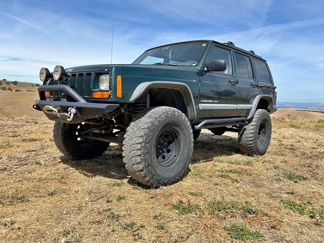 2001 Jeep xj cherokee in Concord, CA (photo 1)