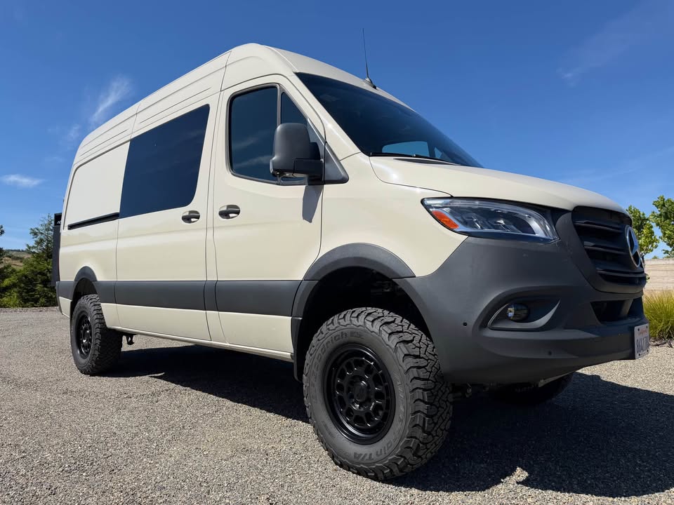 2026 Mercedes-Benz Sprinter 2500 Crew · High Roof w/144" WB Van 3D in Napa, CA (photo 2)