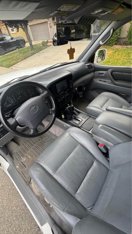 2000 Toyota Landcruiser · Sport Utility 4D in Rancho Cordova, CA (photo 5) — photo 5