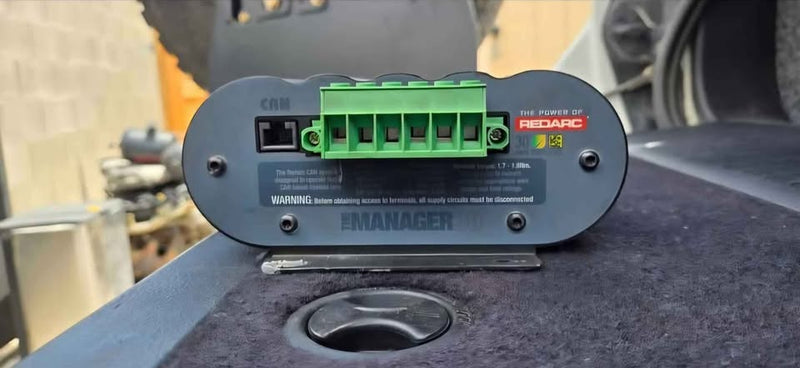 Redarc DC to DC charger (photo 2) — photo 2