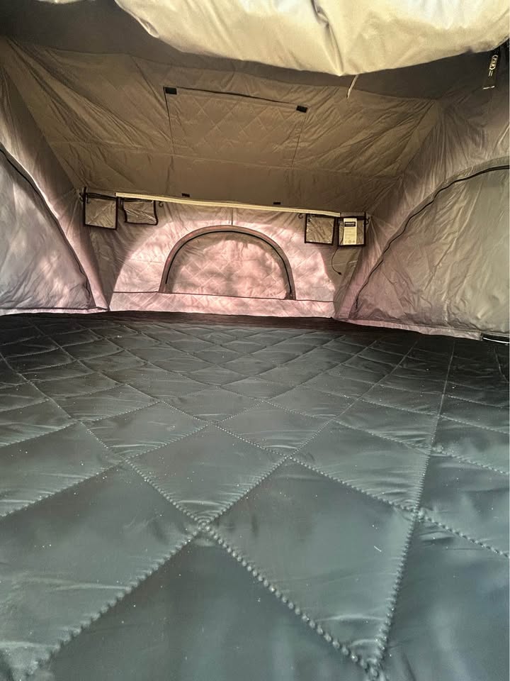Freespirit Recreation High Country 80 roof top tent in Victoria, TX (photo 5) — photo 5