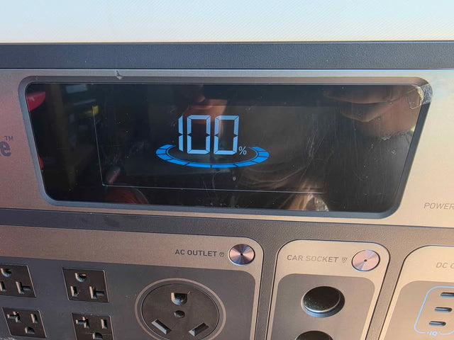 Anker F2000 (Powerhouse 767) Portable Power Station and Bluetti PS120 portable solar panel — photo 3