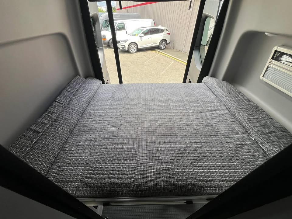 2021 Mercedes-Benz 4x4 winnebago revel 44e in Lynnwood, WA (photo 11) — photo 11