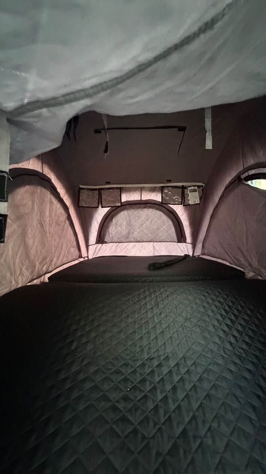 FreeSpirit Recreation (FSR) Rooftop Tent — photo 3