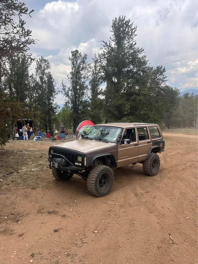 2000 Jeep Cherokee · Sport 4D — photo 3