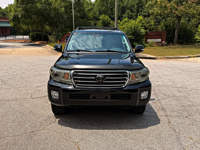 2013 Toyota Land Cruiser — photo 2