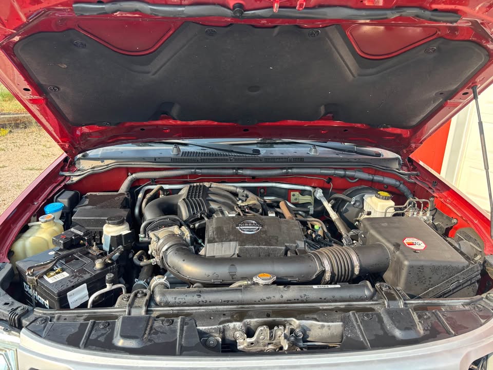 2012 Nissan Xterra · PRO-4X Sport Utility 4D (photo 9) — photo 9