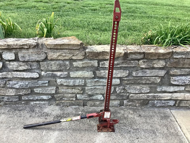 Hi-Lift 48 inch model: HL-485 jack in Aurora, IN (photo 1) — photo 1