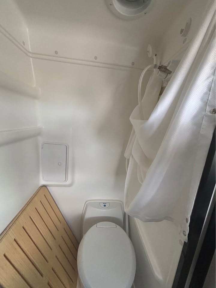 2024 Winnebago Revel 4x4 in Phoenix, AZ (photo 7) — photo 7